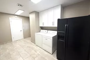 14801 N Agua Fria Dr, Sun City, AZ 85351 - Photo 30