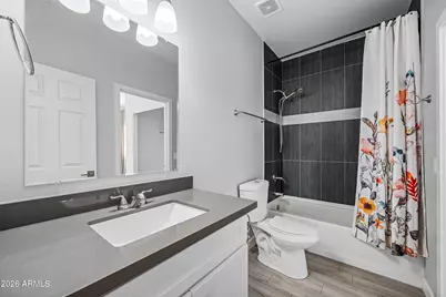 1013 E Odeum Lane, Phoenix, AZ 85040 - Photo 24