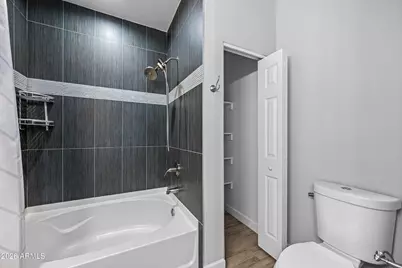 1013 E Odeum Lane, Phoenix, AZ 85040 - Photo 18