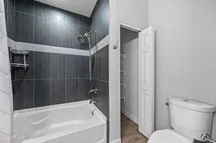 1013 E Odeum Ln, Phoenix, AZ 85040 - Photo 18