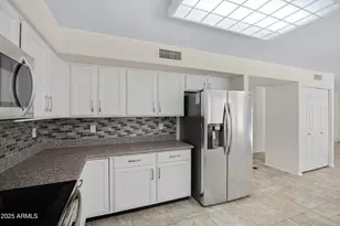 4237 E Rockledge Rd, Phoenix, AZ 85044 - Photo 16