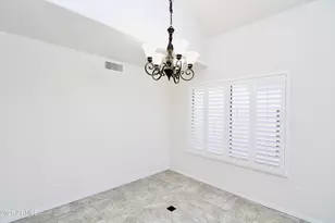 4237 E Rockledge Rd, Phoenix, AZ 85044 - Photo 4