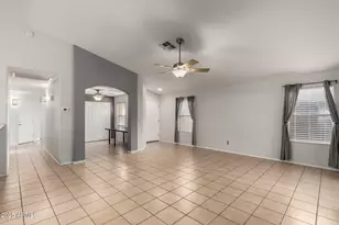 4013 S Summer Ct, Gilbert, AZ 85297 - Photo 8