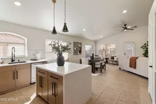 4523 E Bighorn Ave, Phoenix, AZ 85044 - Photo 8