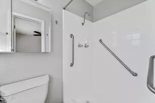 1227 E Las Palmaritas Dr, Phoenix, AZ 85020 - Photo 16