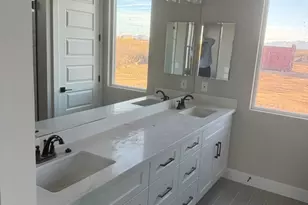 28328 N 220th Ave, Wittmann, AZ 85361 - Photo 20