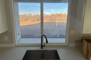 28328 N 220th Ave, Wittmann, AZ 85361 - Photo 8