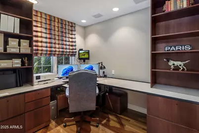 516 W Lawrence Road, Phoenix, AZ 85013 - Photo 30