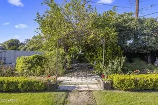 516 W Lawrence Rd, Phoenix, AZ 85013 - Photo 56