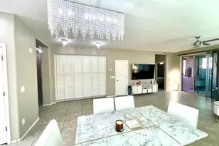 9368 W Sweetwater Dr, Peoria, AZ 85381 - Photo 8