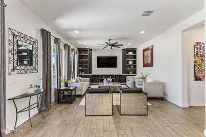 22609 N 35th Place, Phoenix, AZ 85050 - Photo 12