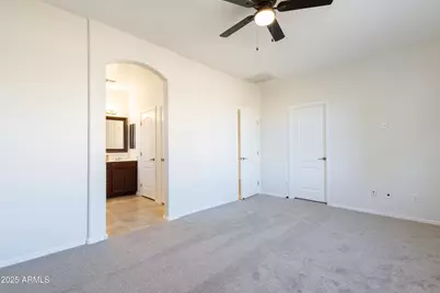 17366 W Fetlock Trail, Surprise, AZ 85387 - Photo 10