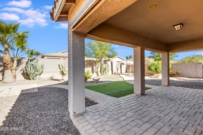 17366 W Fetlock Trail, Surprise, AZ 85387 - Photo 12