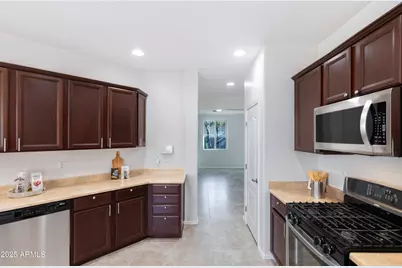 17366 W Fetlock Trail, Surprise, AZ 85387 - Photo 8