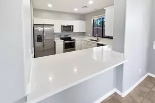 13613 W Cypress St, Goodyear, AZ 85395 - Photo 16