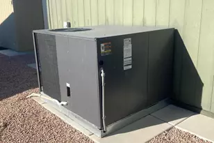 650 N Hawes Rd, Mesa, AZ 85207 - Photo 4