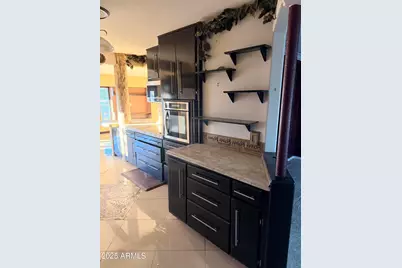 10656 W Connecticut Avenue, Sun City, AZ 85351 - Photo 8