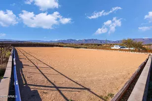 2770 S Country Hill Rd, Cornville, AZ 86325 - Photo 10