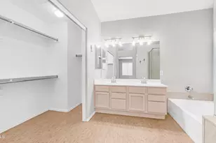 1072 W Windhaven Ave, Gilbert, AZ 85233 - Photo 18