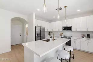 1910 S Portland Ave, Gilbert, AZ 85295 - Photo 6