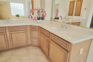 136 E Desert Wind Dr, Phoenix, AZ 85048 - Photo 34