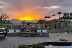 136 E Desert Wind Dr, Phoenix, AZ 85048 - Photo 2