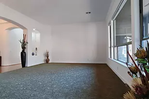 136 E Desert Wind Dr, Phoenix, AZ 85048 - Photo 28