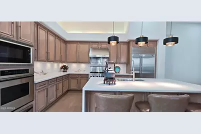 136 E Desert Wind Drive, Phoenix, AZ 85048 - Photo 10