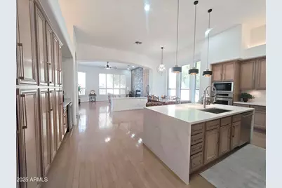 136 E Desert Wind Drive, Phoenix, AZ 85048 - Photo 12