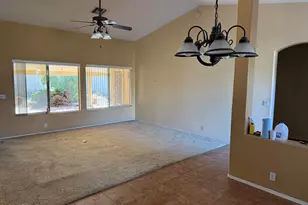 18850 N 89th Ln, Peoria, AZ 85382 - Photo 14