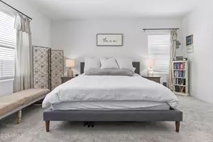 16617 W Desert Mirage Dr, Surprise, AZ 85388 - Photo 14