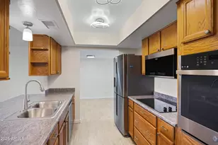 5032 W Morten Ave, Glendale, AZ 85301 - Photo 16