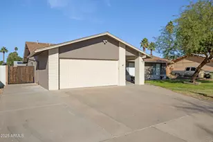 5032 W Morten Ave, Glendale, AZ 85301 - Photo 2