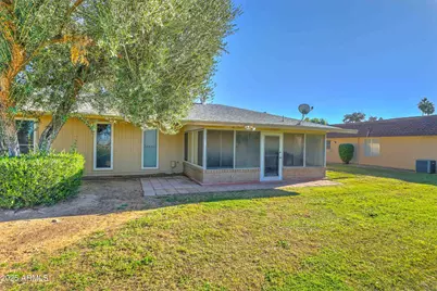 15658 N Lakeforest Drive, Sun City, AZ 85351 - Photo 20