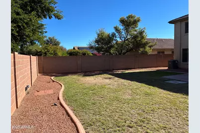 15326 W Lundberg Street, Surprise, AZ 85374 - Photo 32