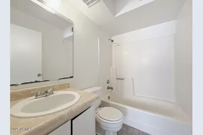 10820 N 16th Avenue N #4, Phoenix, AZ 85029 - Photo 6