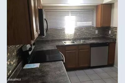 2438 W Jefferson Street, Phoenix, AZ 85009 - Photo 4