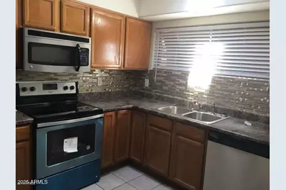 2438 W Jefferson Street, Phoenix, AZ 85009 - Photo 6