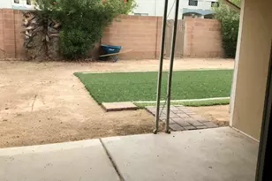 221 E Ellis Dr, Tempe, AZ 85282 - Photo 14