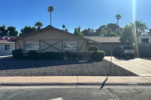 221 E Ellis Dr, Tempe, AZ 85282 - Photo 2