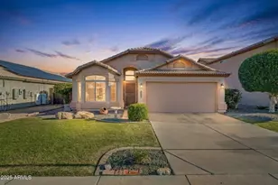 16343 N Oachs Dr, Surprise, AZ 85374 - Photo 2