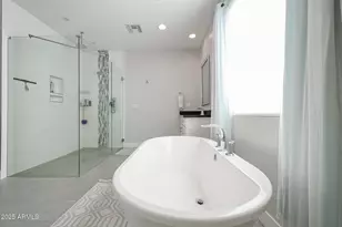 8503 E Amelia Ave, Scottsdale, AZ 85251 - Photo 4