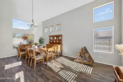 2272 E Torrey Pines Place, Chandler, AZ 85249 - Photo 12