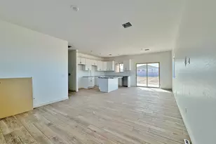 3910 N Mateo Dr, Eloy, AZ 85131 - Photo 2