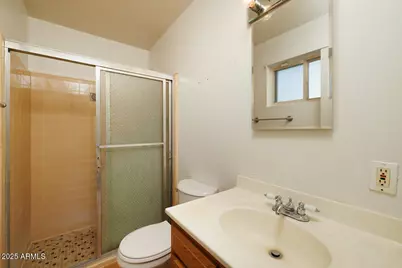 3714 W Echo Lane, Phoenix, AZ 85051 - Photo 16