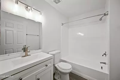 3065 N 67th Avenue #215, Phoenix, AZ 85033 - Photo 16