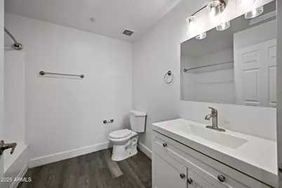 3065 N 67th Avenue #215, Phoenix, AZ 85033 - Photo 20