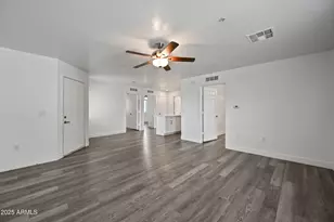 3065 N 67th Ave, Phoenix, AZ 85033 - Photo 6