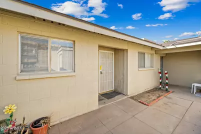 3445 E Earll Drive #1, Phoenix, AZ 85018 - Photo 2