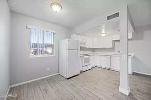 3445 E Earll Dr, Phoenix, AZ 85018 - Photo 6